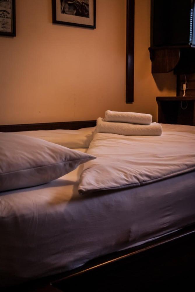 Boat Hotel Matylda Прага Экстерьер фото