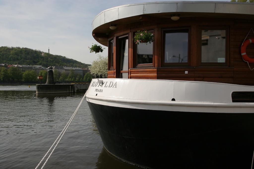 Boat Hotel Matylda Прага Экстерьер фото